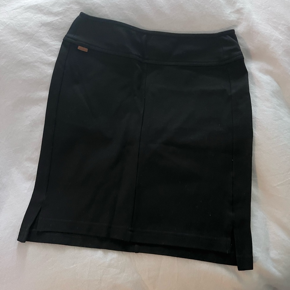 LACOSTE - Black skirt sz 34